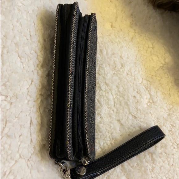 Thirty One Wallet - Picture 3 of 6